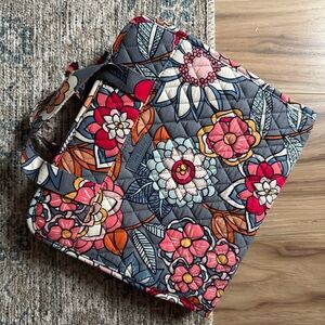 vera bradley three section travel toiletry bag
